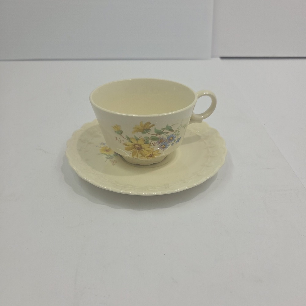 Set 11 Vintage Taylor Smith Taylor Everglade Teacups & Saucers Yellow Daisy